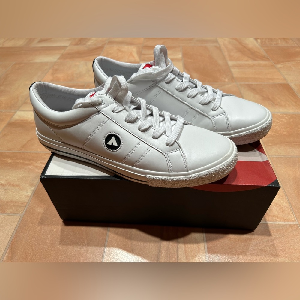 Airwalk Men's Warning White Casual Low Top Skate Sneaker Shoes